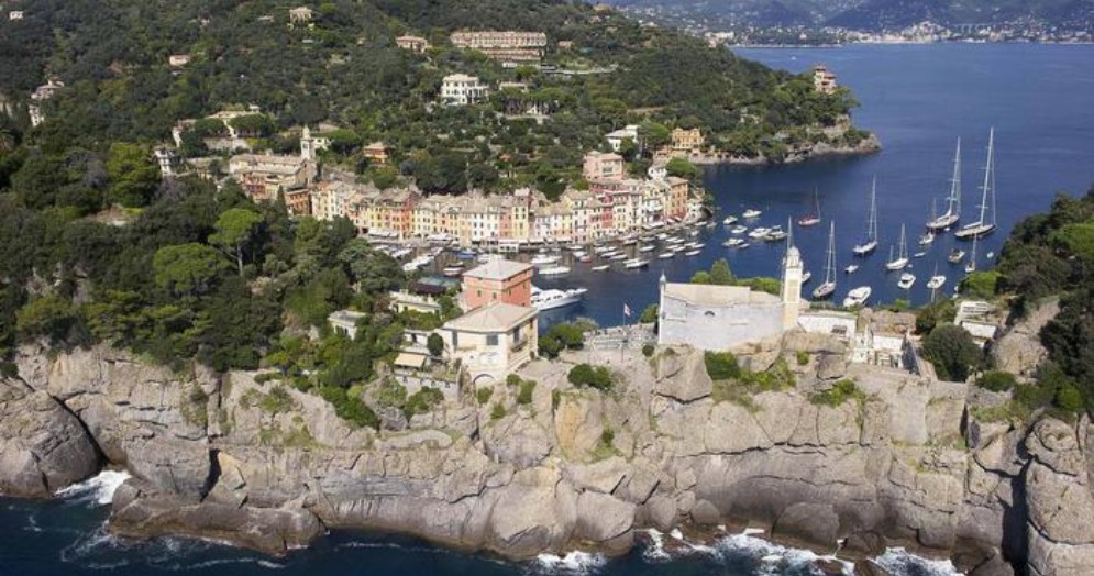 Tentò di rubare uno yacht a Portofino, assolta la pittrice Larissa Watson