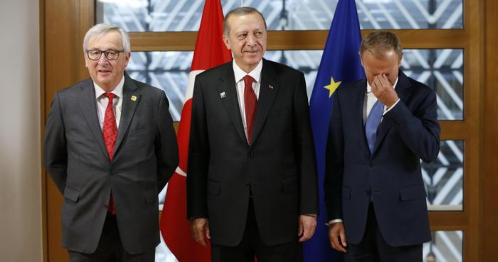 UE-Turchia, l'Europarlamento chiede di sospendere i negoziati di adesione