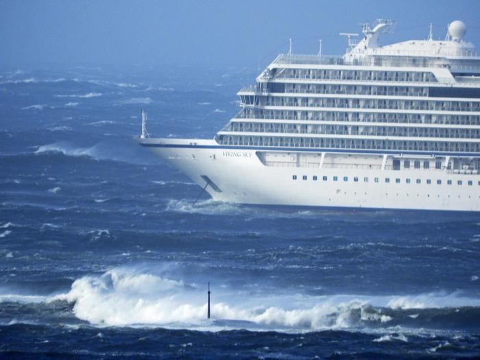 Norvegia: crociera in avaria, 1300 persone da evacuare