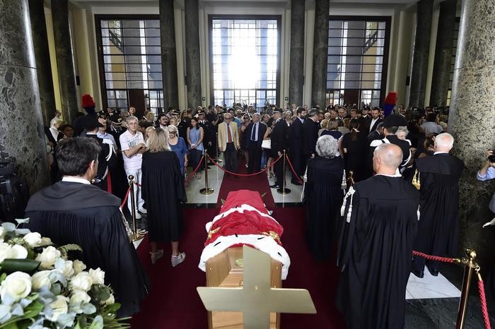 La Camera ardente al Palazzo di Giustizia di Milano