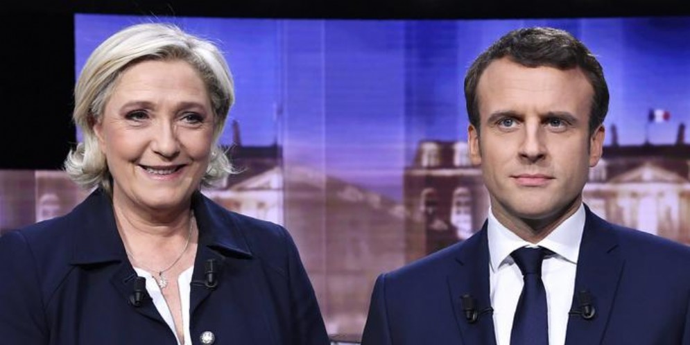 Macron vuole una stretta sui migranti, Le Pen: «Non gli credo»