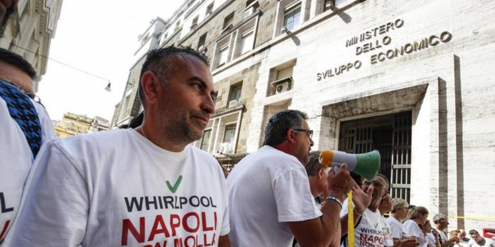 Manifestazione della Whirlpool di Napoli