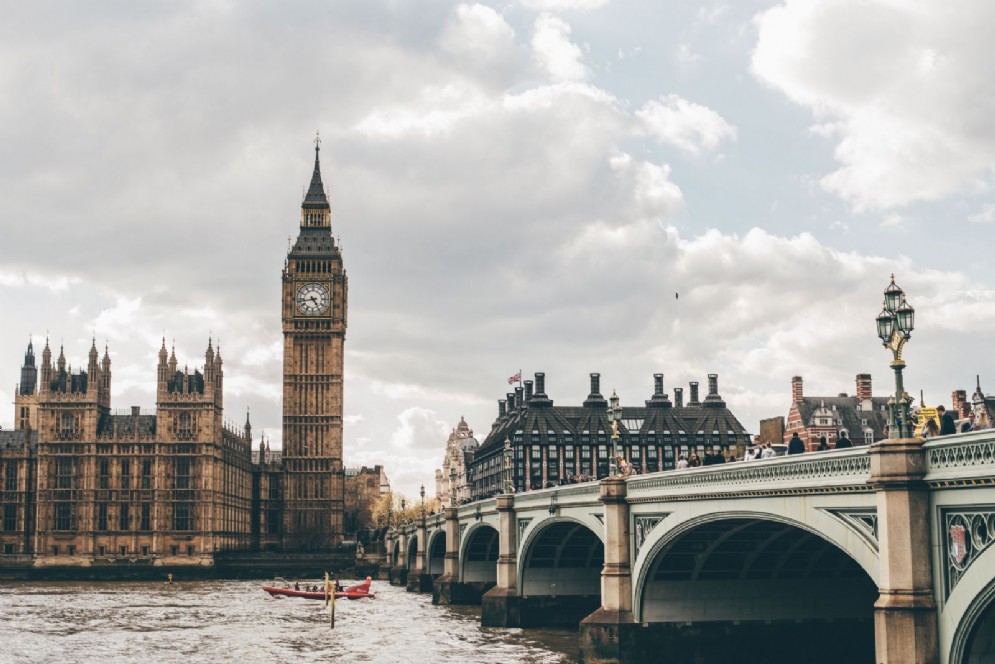 Londra