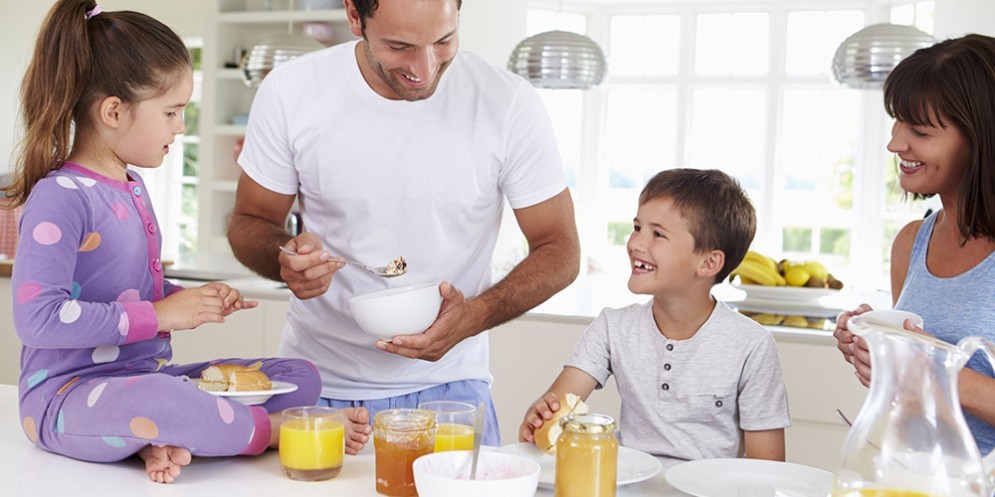 Prima colazione in famiglia