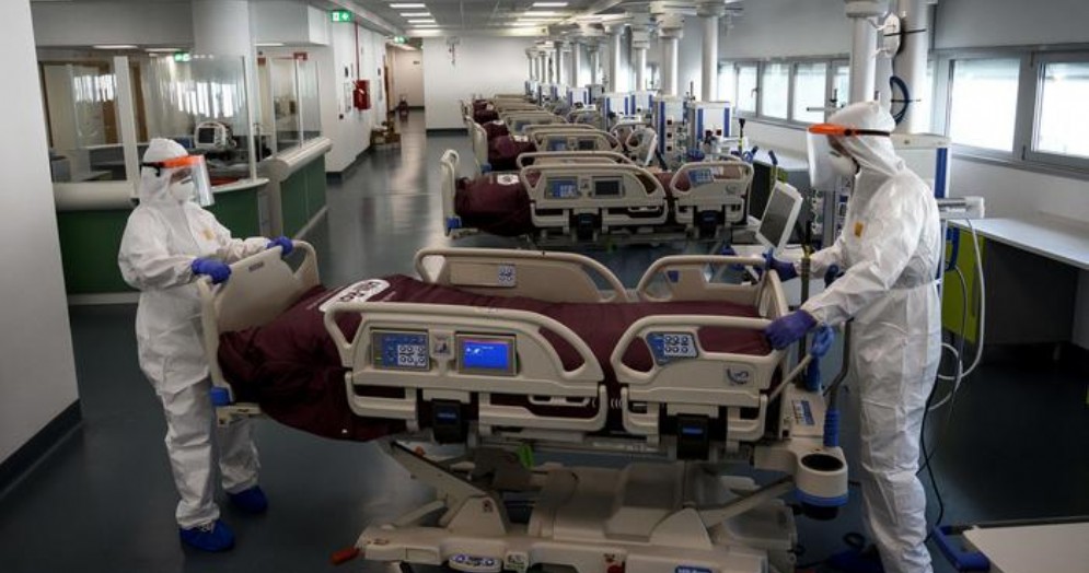A marzo mortalità aumentata del 49,4%, ma il virus «spacca» l'Italia: Bergamo +568%, Roma -9,4%