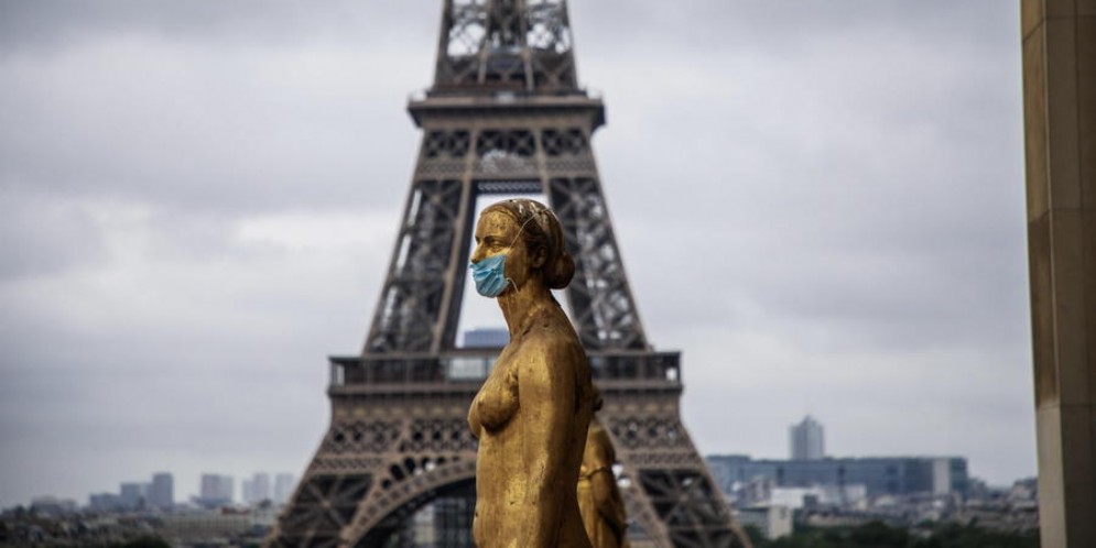La Francia prova a mettere il naso fuori di casa
