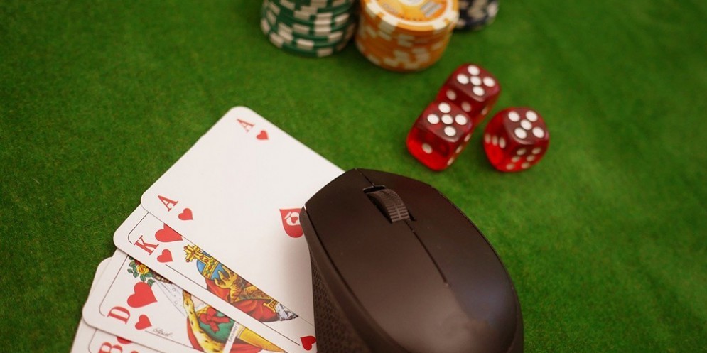 Poker online