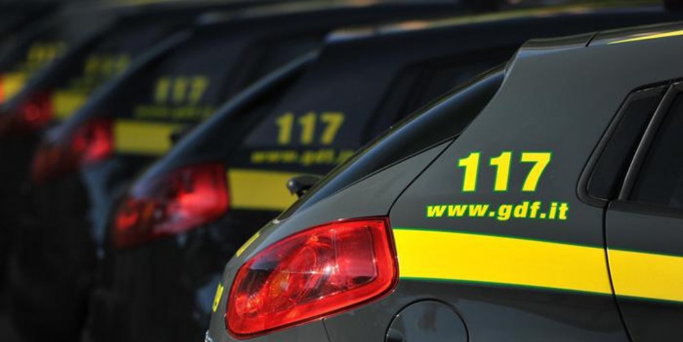 Auto della Guardia di Finanza