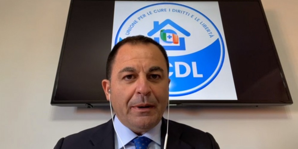 L’avvocato Erich Grimaldi fondatore del partito «l'Unione per le cure, i diritti e la libertà»