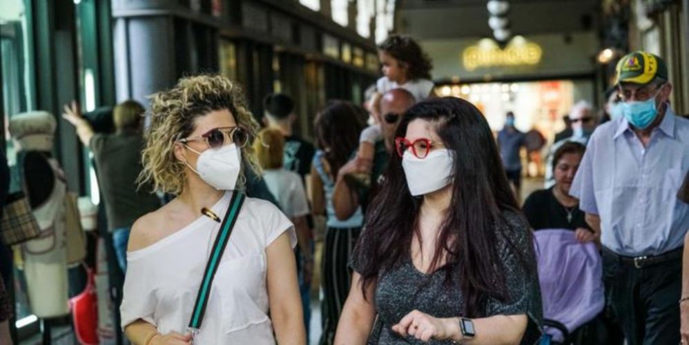 “I’ll explain why wearing masks outdoors can hurt”